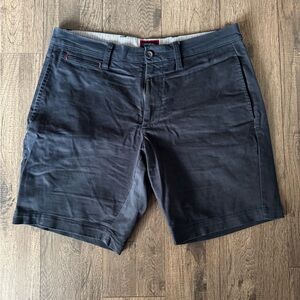 Untuckit Men's Navy Shorts